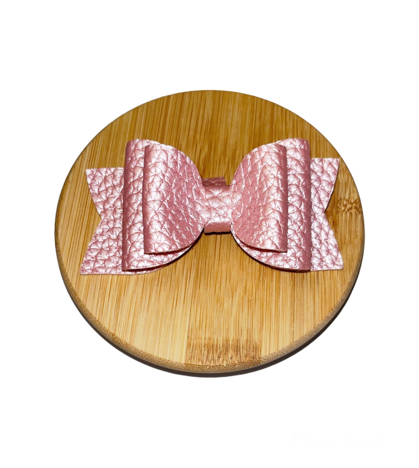 Pearly Classic Bows!