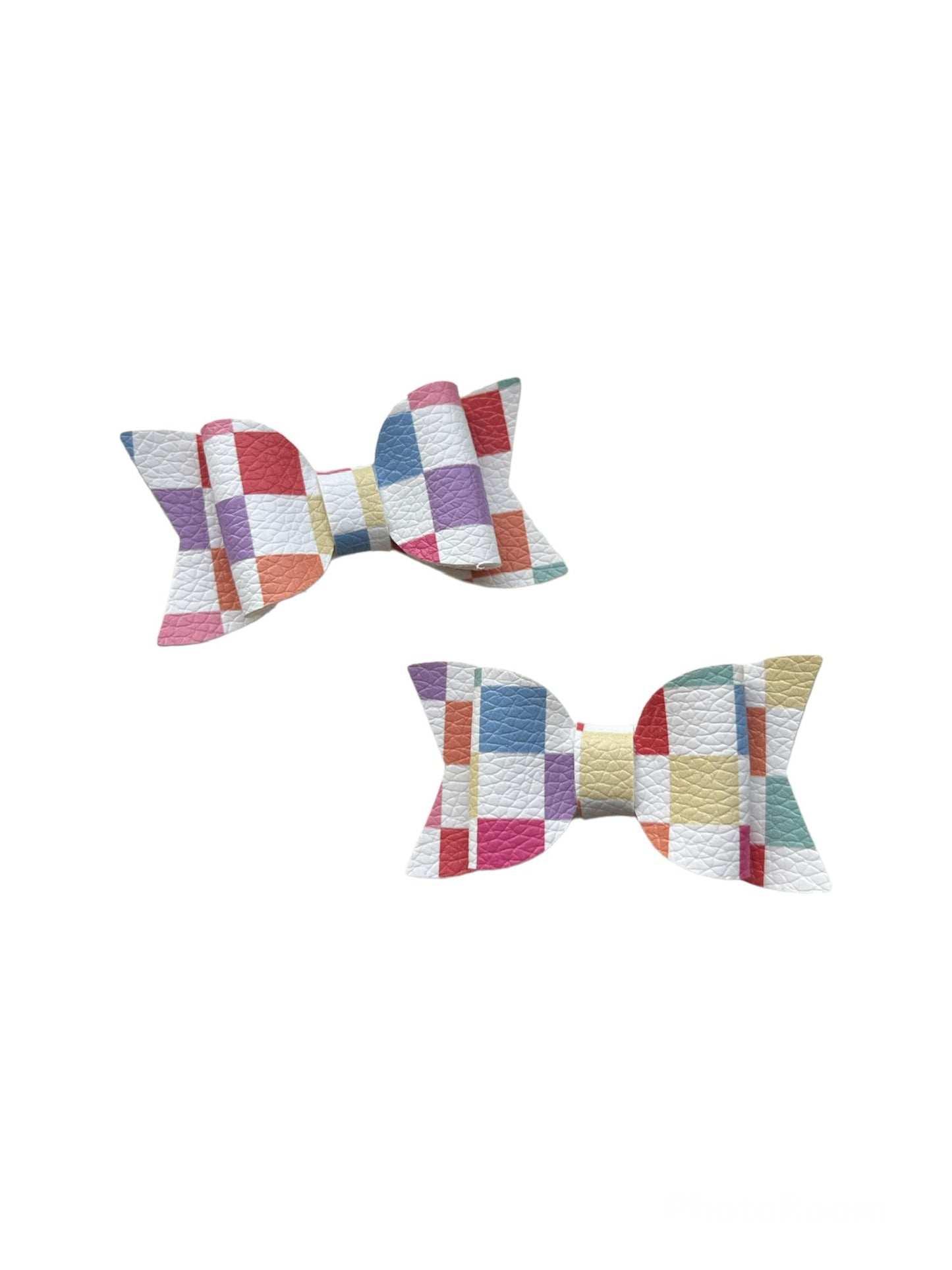 Checkered Pigtail Bows!